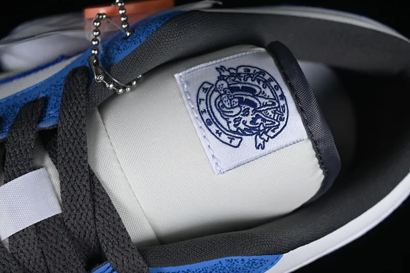 All categories Air Jordan Jordan series basketball shoes Air Jordan 1 Low Air Jordan 1 Low "Flight Vintage" AJ1 Joe 1 distressed white and blue FV8439-104